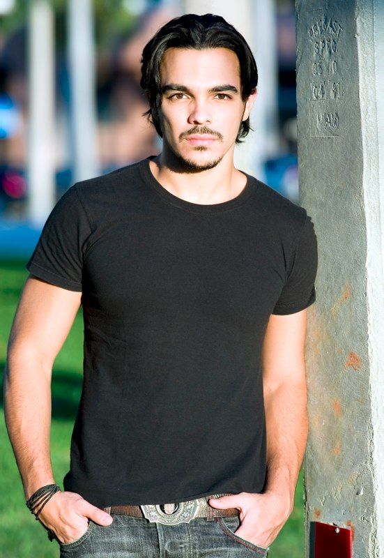 [八卦江湖][在线]美剧《hero》-英雄第二季回归